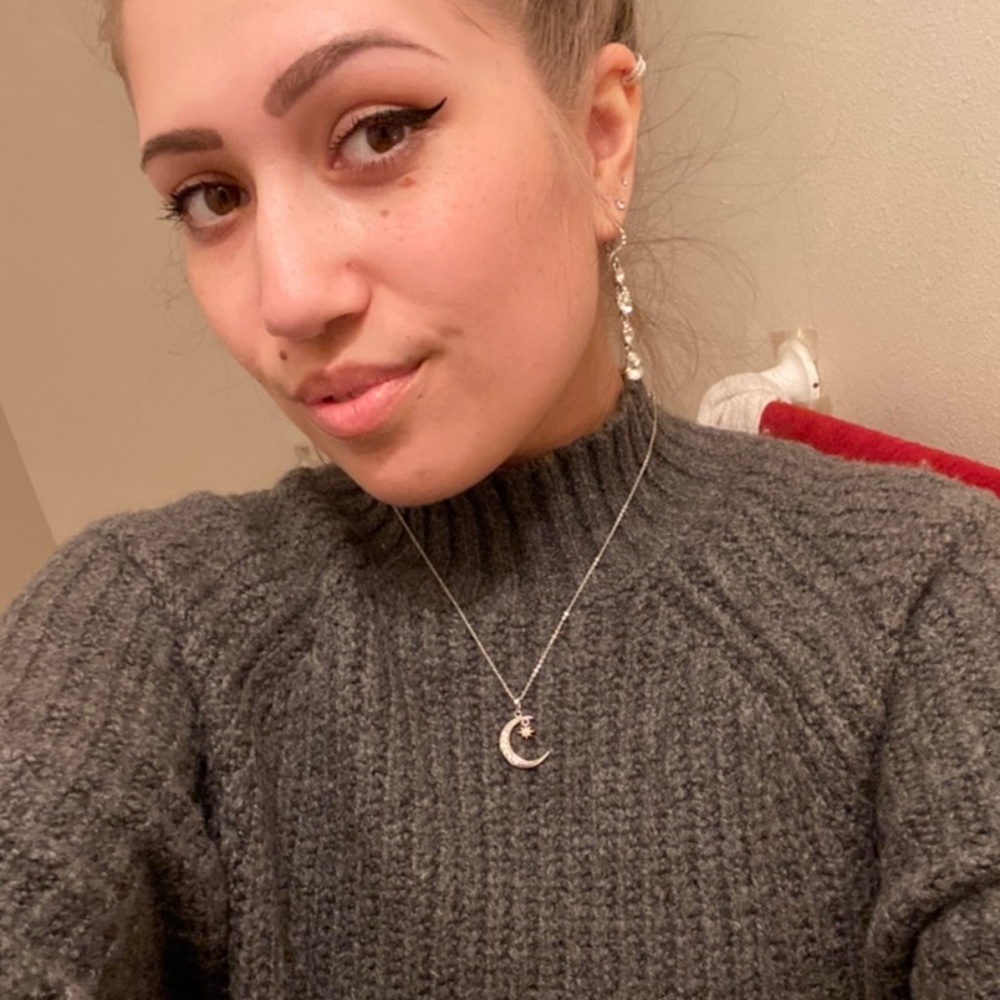 Meet your Posher, Lexi